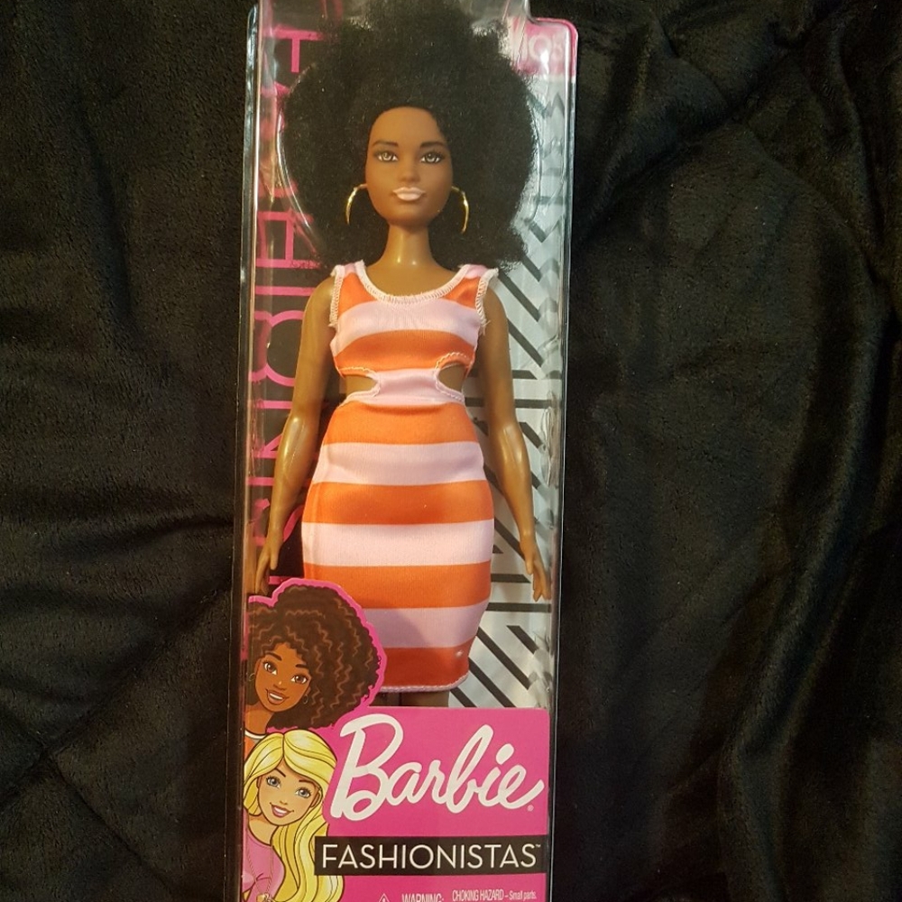New Sealed Barbie Fashionista Doll